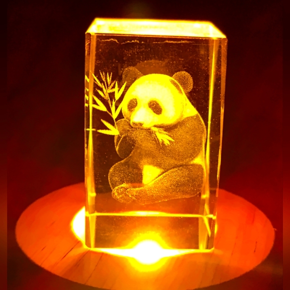 Panda Bear Crystal USB Light - Picture 1 of 6